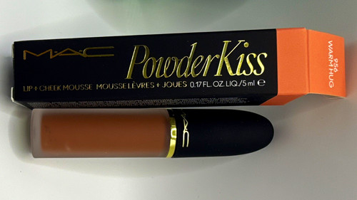 Powder kiss matte - m·a·c,
