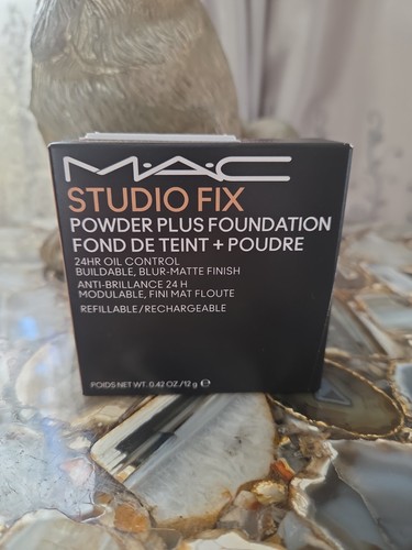 Mac studio fix powder - fix, plus