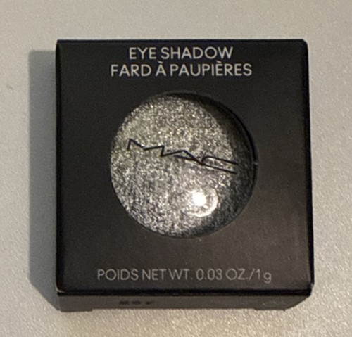 Mac metallic single eye shadow - single,