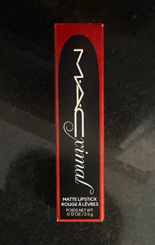 Powder kiss matte - m·a·c,